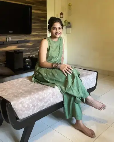 Bansgaon Call Girls